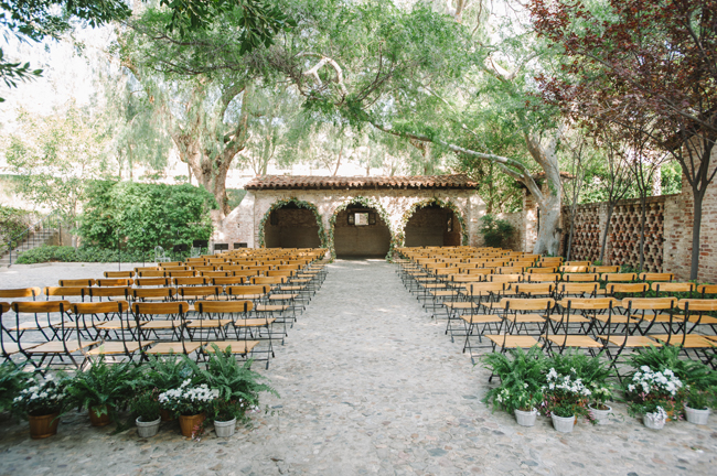 chic celebrations wedding details