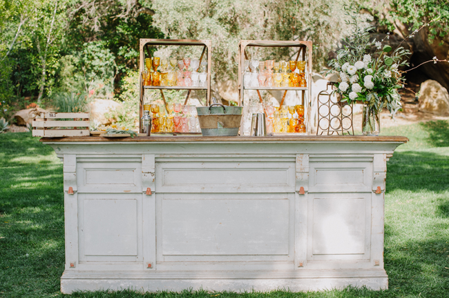 chic celebrations wedding details