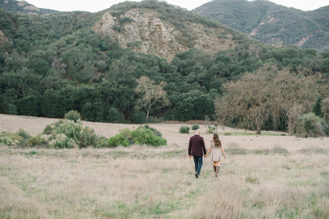 engagement session outfits