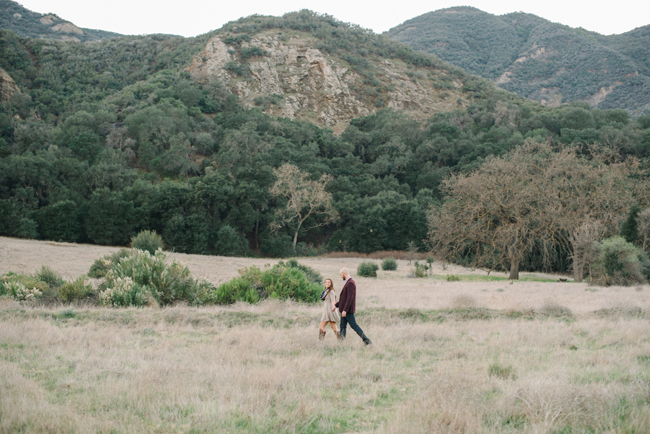 engagement session outfits