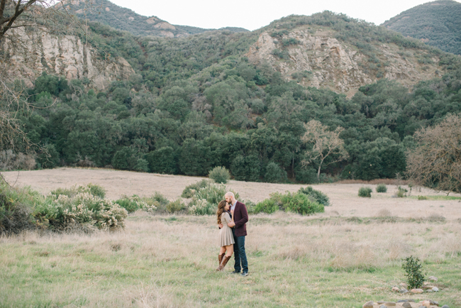 engagement session outfits
